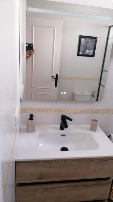Apartament Views, Family & Private Parking In Alto Albayzin Grenada Zewnętrze zdjęcie